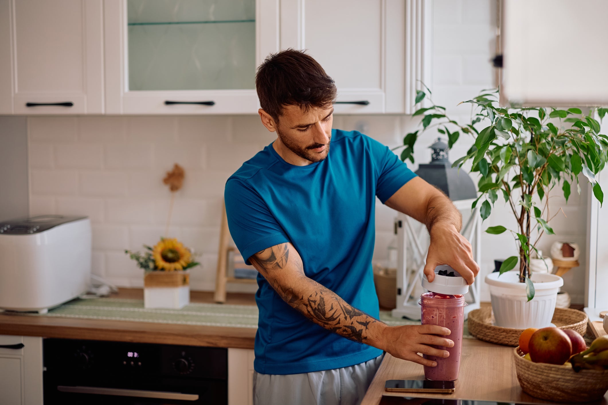 Men's Guide to Choosing a Multivitamin